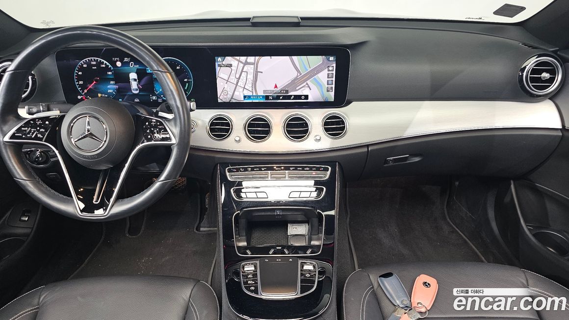 Mercedes-Benz E-Class 2021