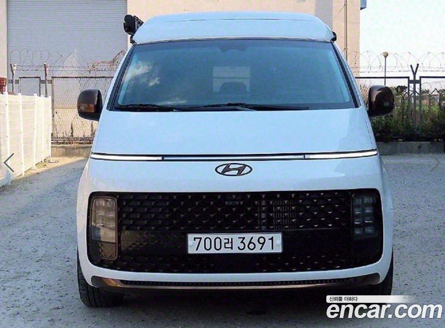 Hyundai Staria 2023