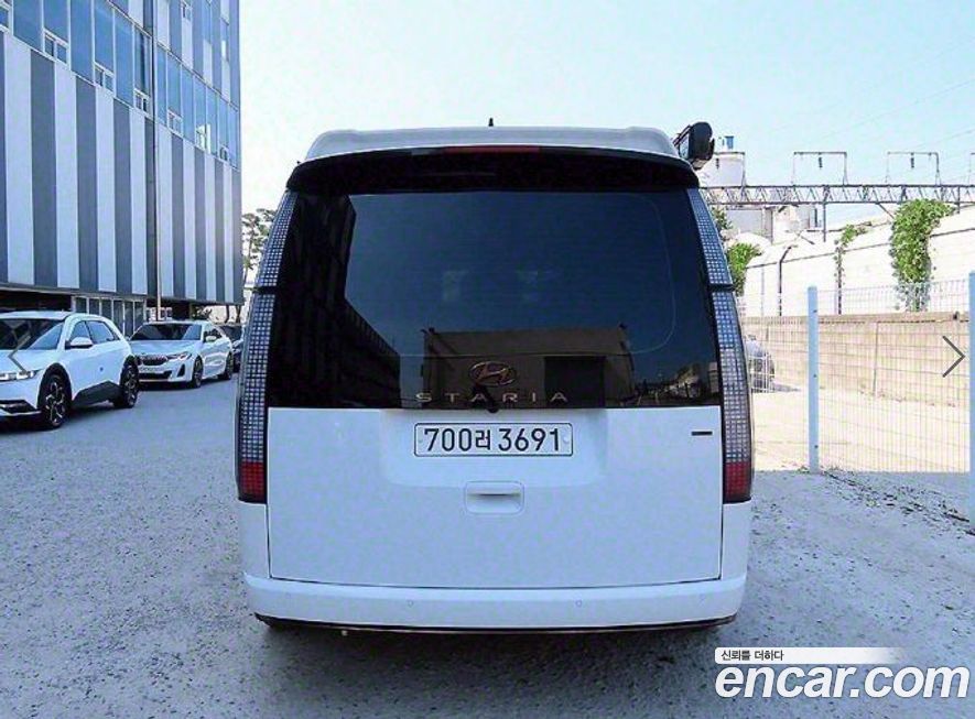 Hyundai Staria 2023
