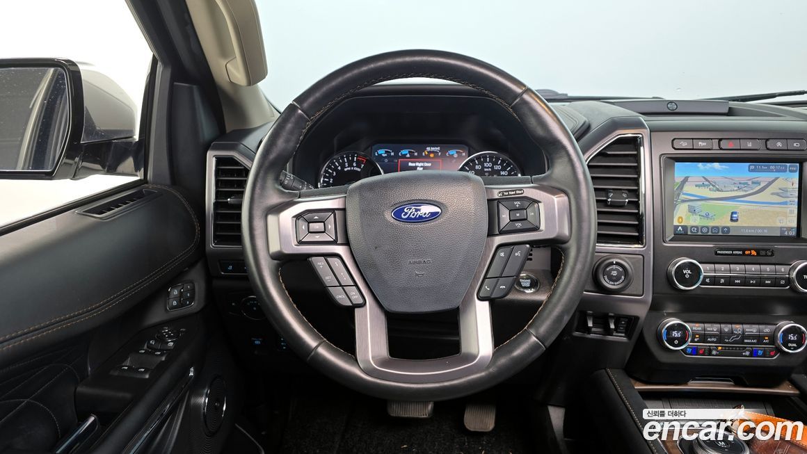 Ford Expedition 2021