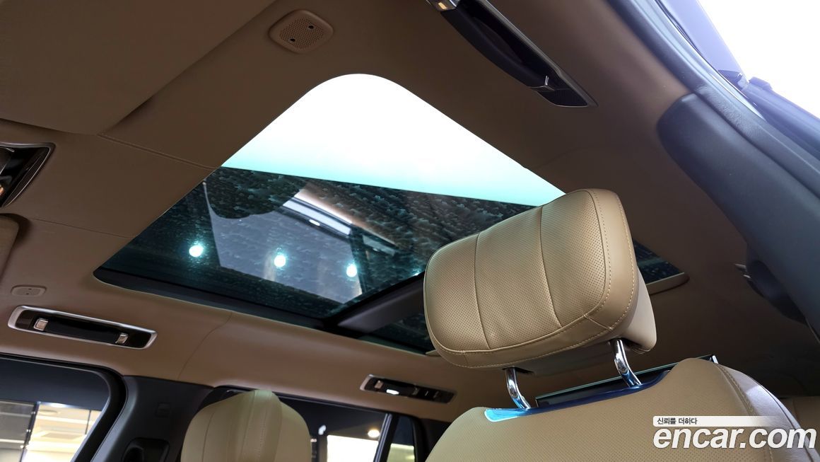 Land Rover Range Rover 2023