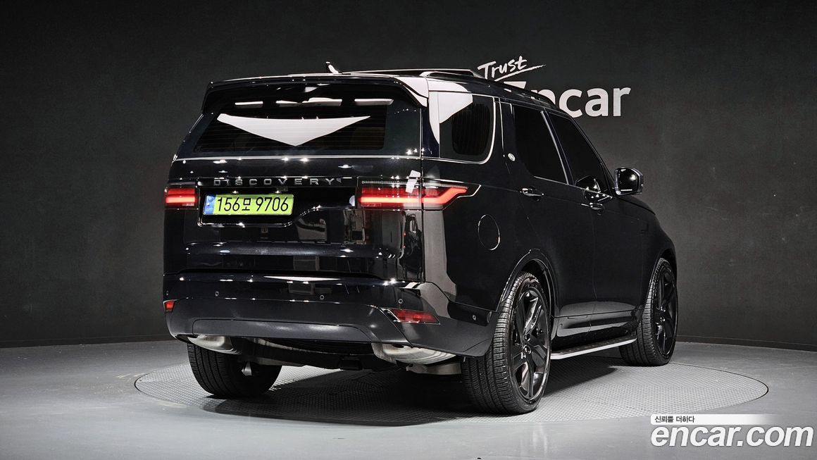 Land Rover Discovery 2025