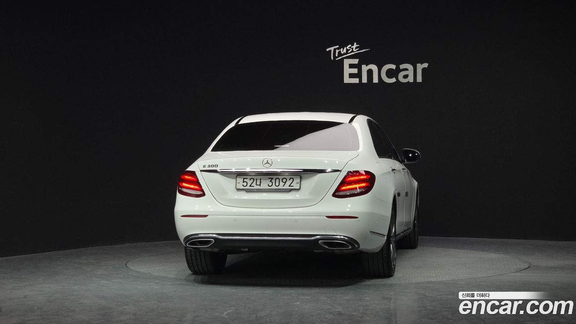 Mercedes-Benz E-Class 2018