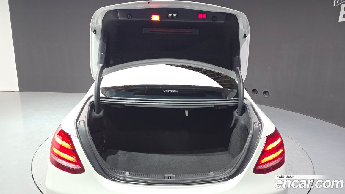 Mercedes-Benz E-Class 2018