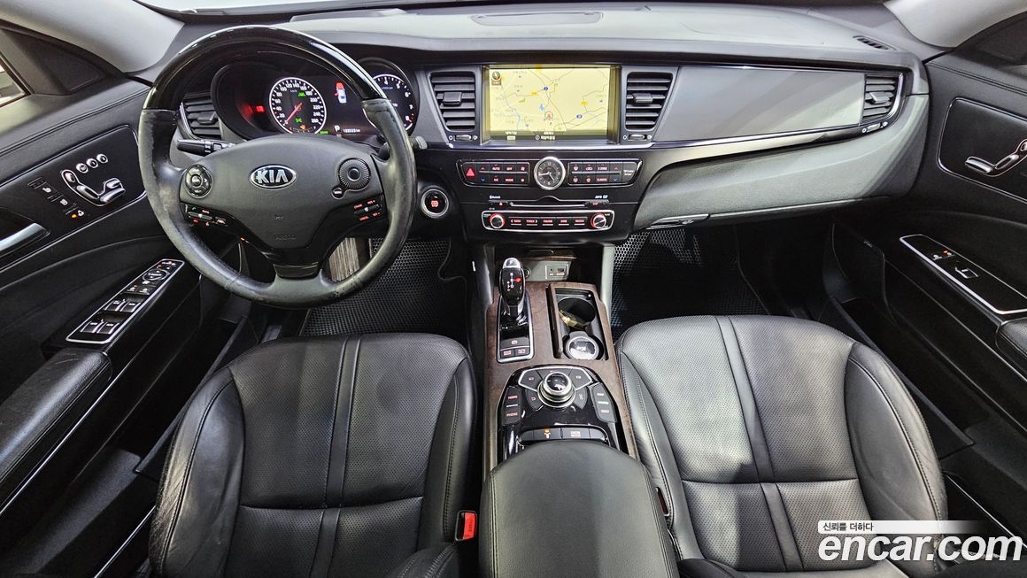 Kia K9 2013