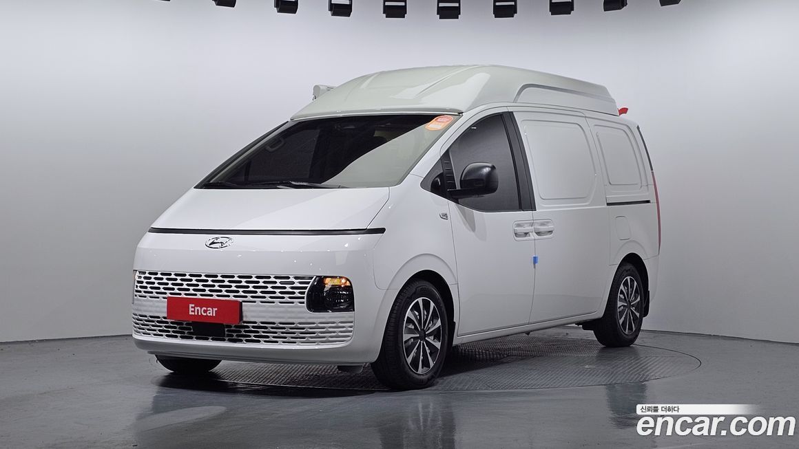 Hyundai Staria 2022