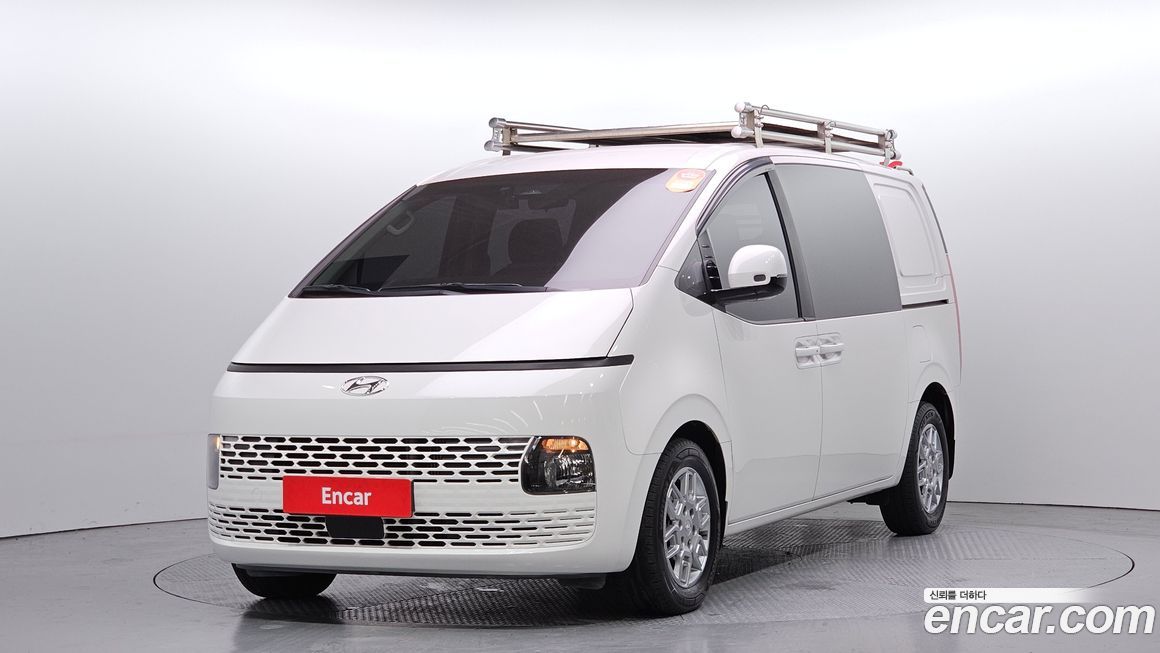 Hyundai Staria 2022
