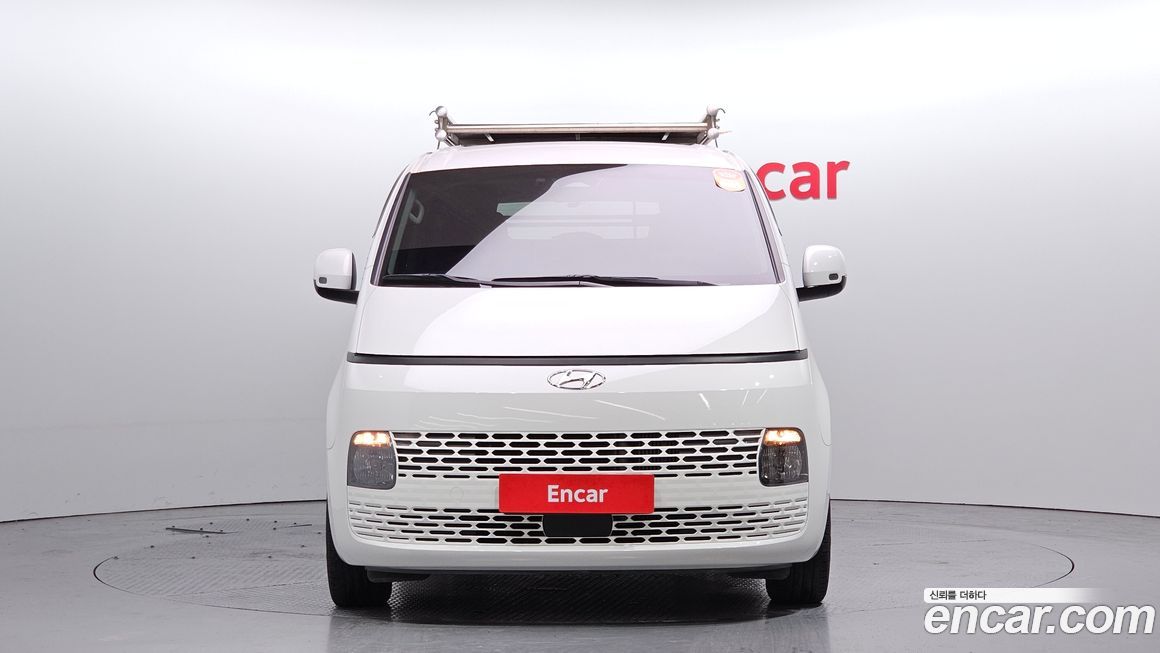 Hyundai Staria 2022