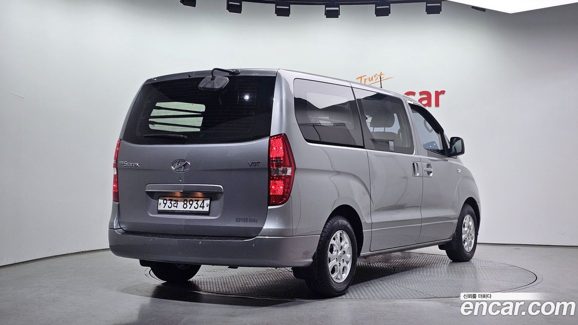 Hyundai Starex 2016