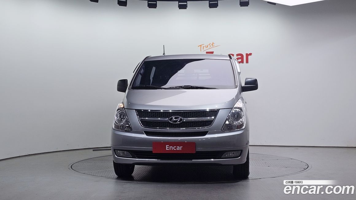 Hyundai Starex 2016