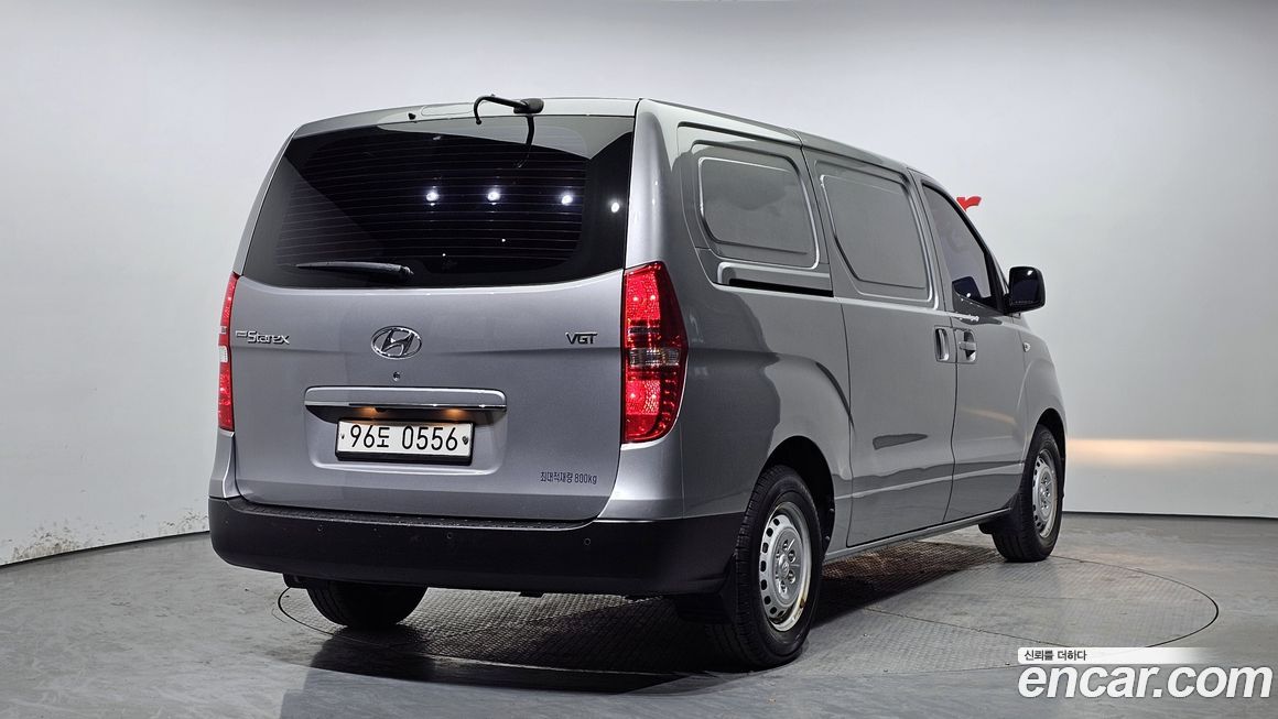 Hyundai Starex 2018