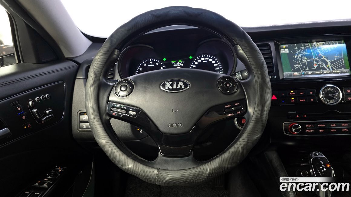 Kia K9 2013