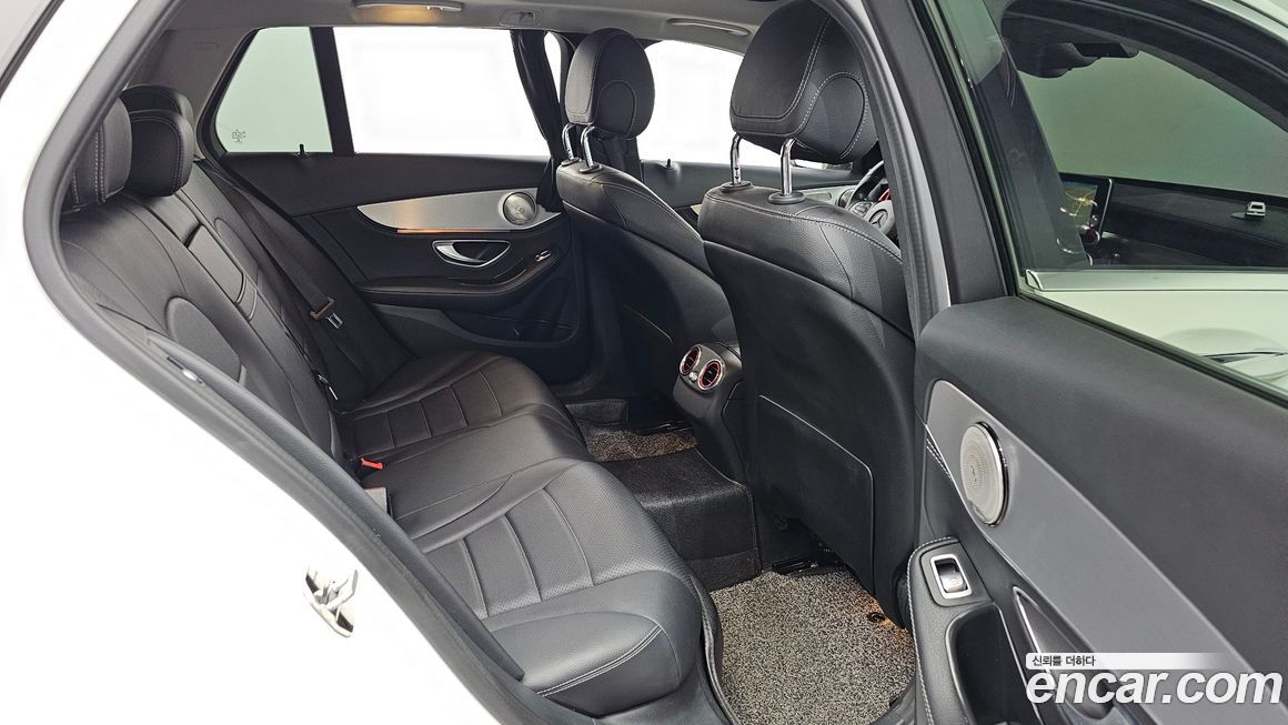 Mercedes-Benz C-Class 2016