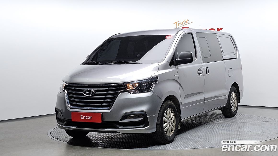 Hyundai Starex 2021