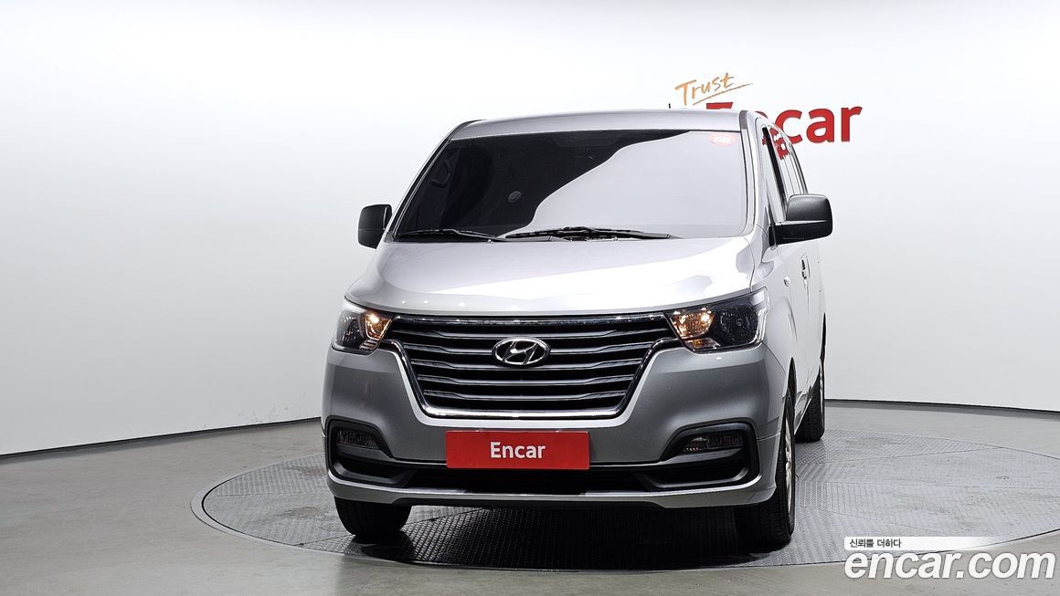 Hyundai Starex 2021