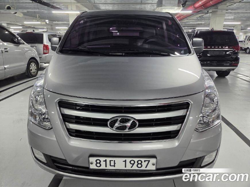 Hyundai Starex 2018