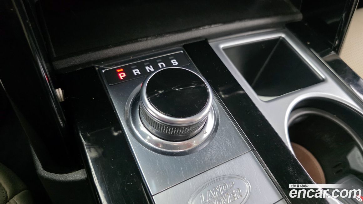 Land Rover Discovery 2019