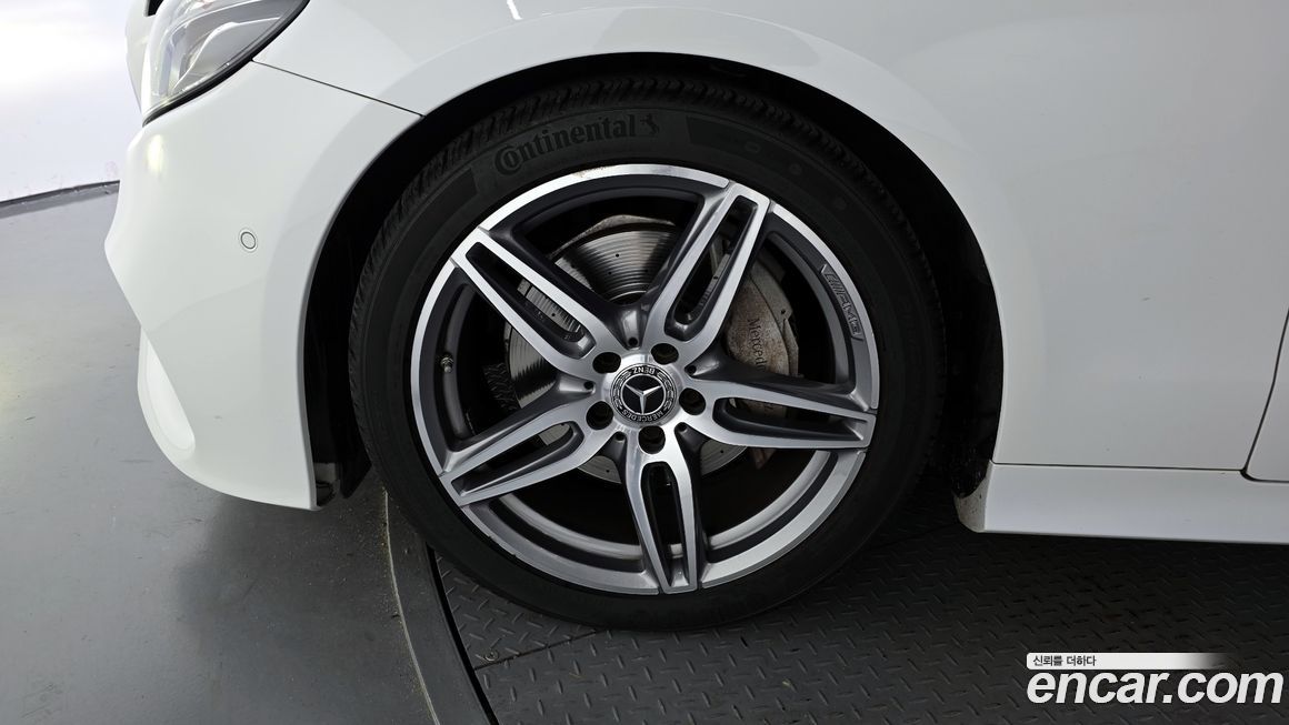 Mercedes-Benz E-Class 2018