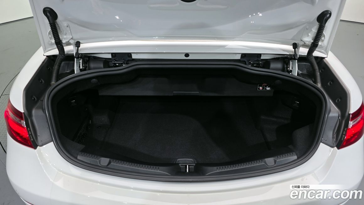 Mercedes-Benz E-Class 2018