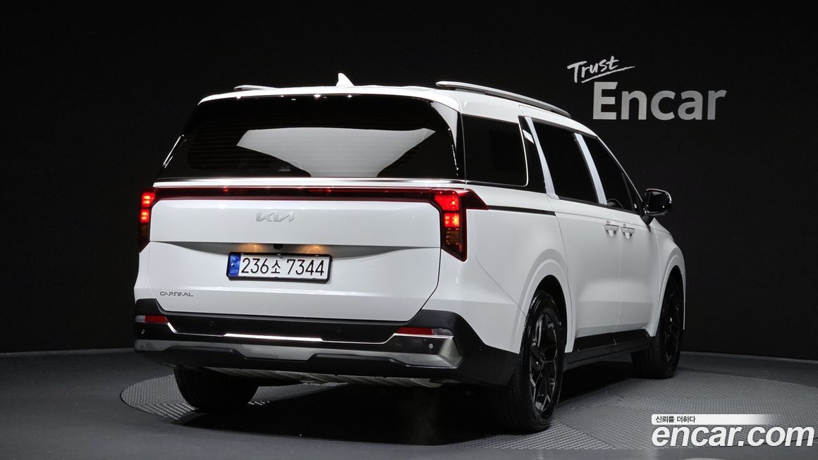 Kia Canival 2025