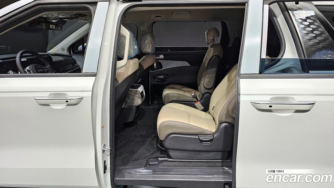 Kia Canival 2025