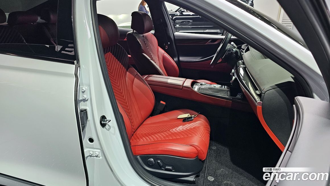 Genesis G80 2022