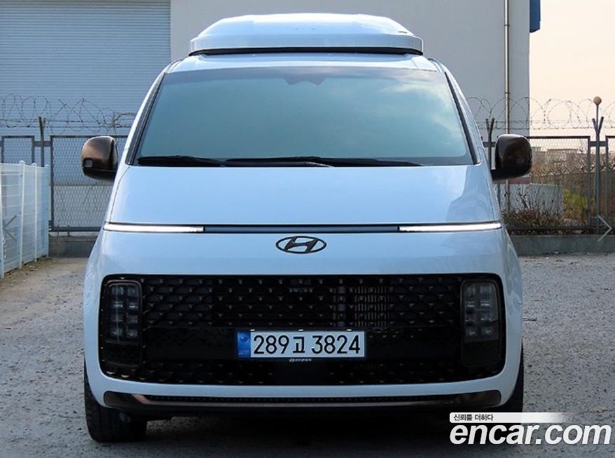 Hyundai Staria 2023