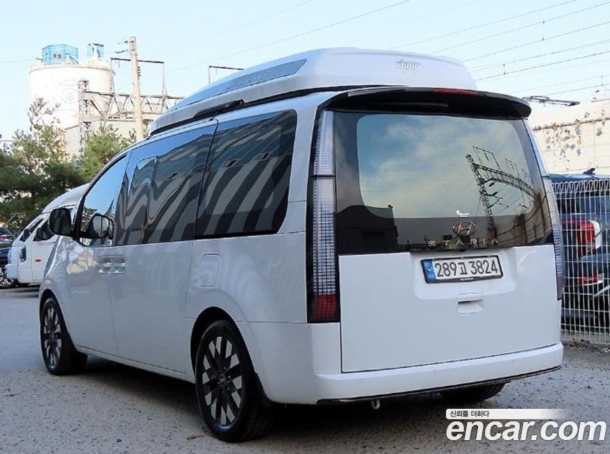 Hyundai Staria 2023