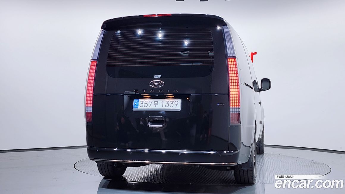Hyundai Staria 2023