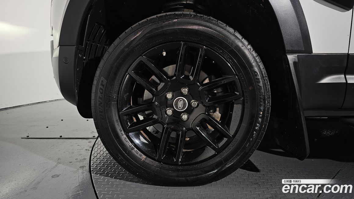 Land Rover Defender 2020