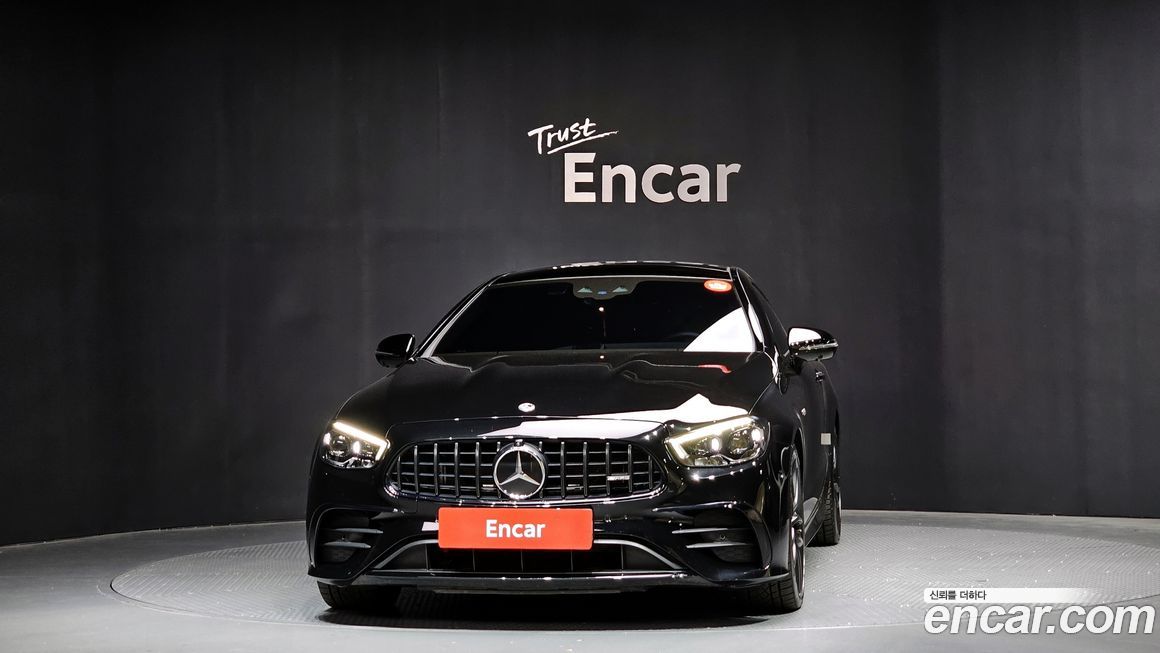 Mercedes-Benz E-Class 2023