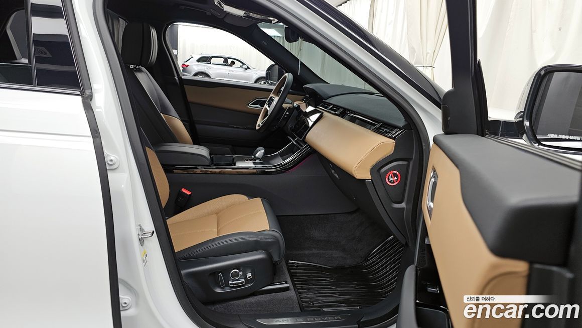 Land Rover Range Rover Velar 2025