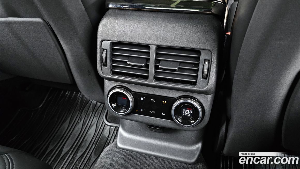 Land Rover Range Rover Velar 2025