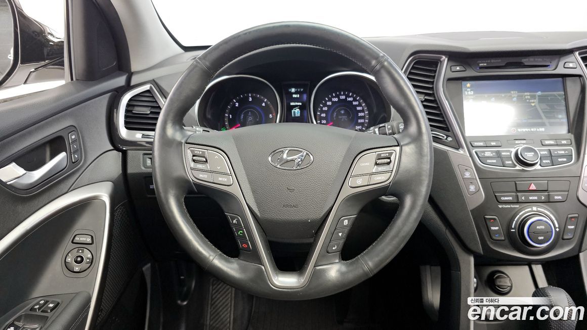 Hyundai Santafe 2015