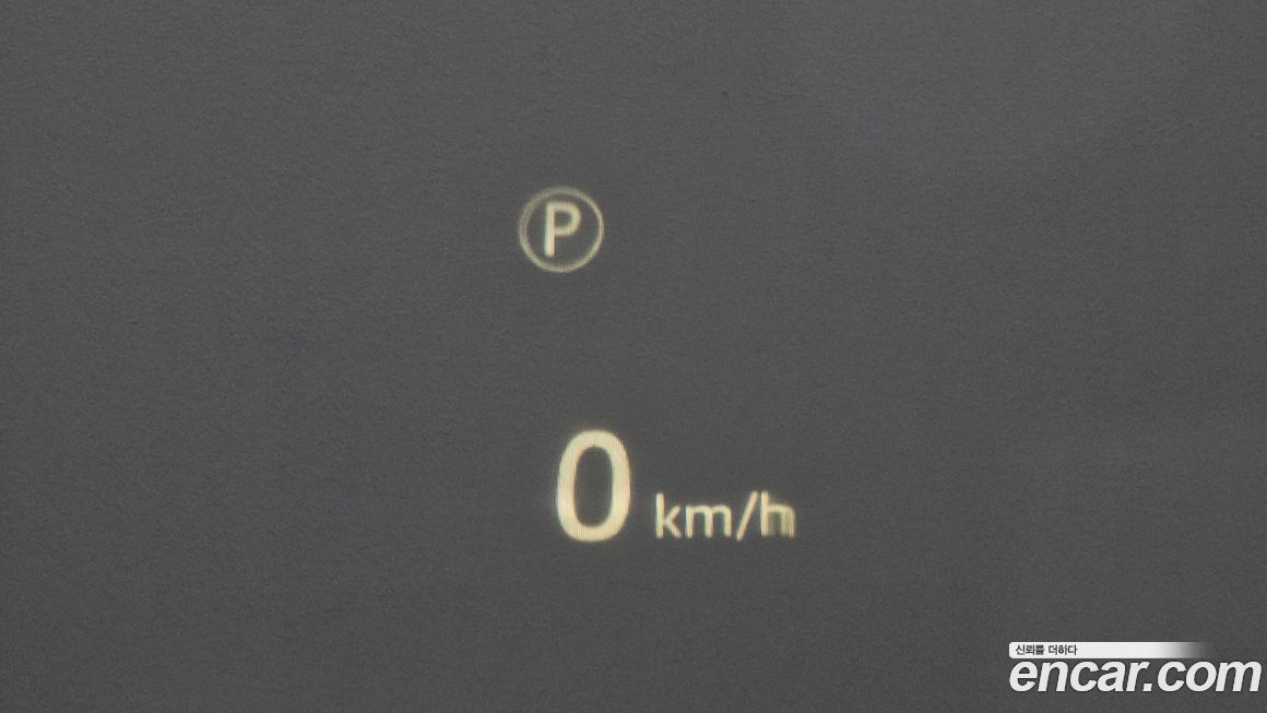 Land Rover Defender 2025