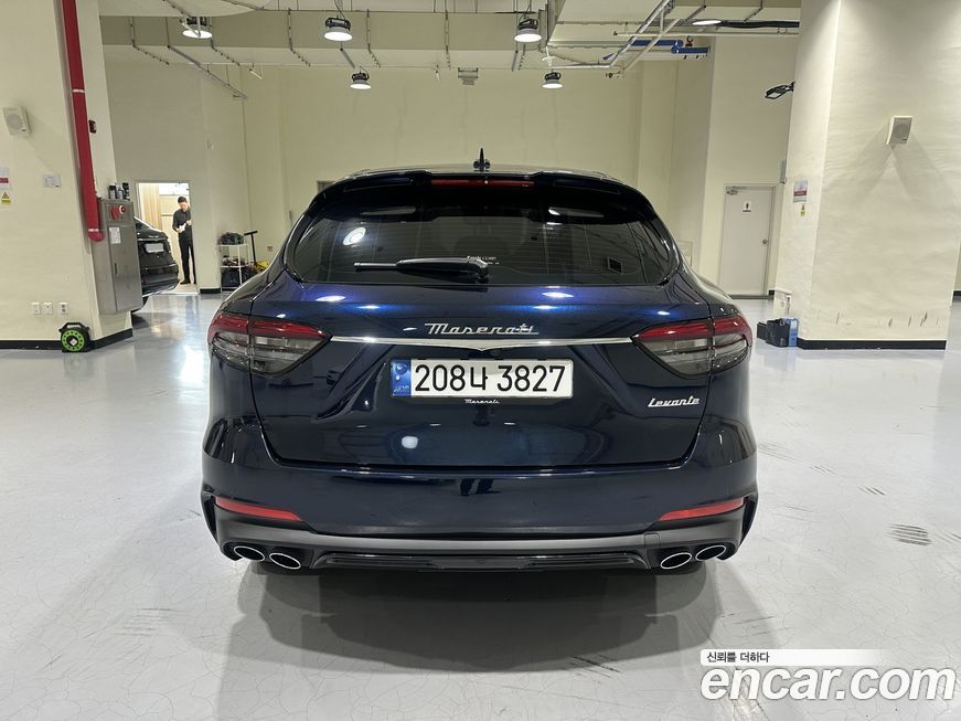 Maserati Levante 2023