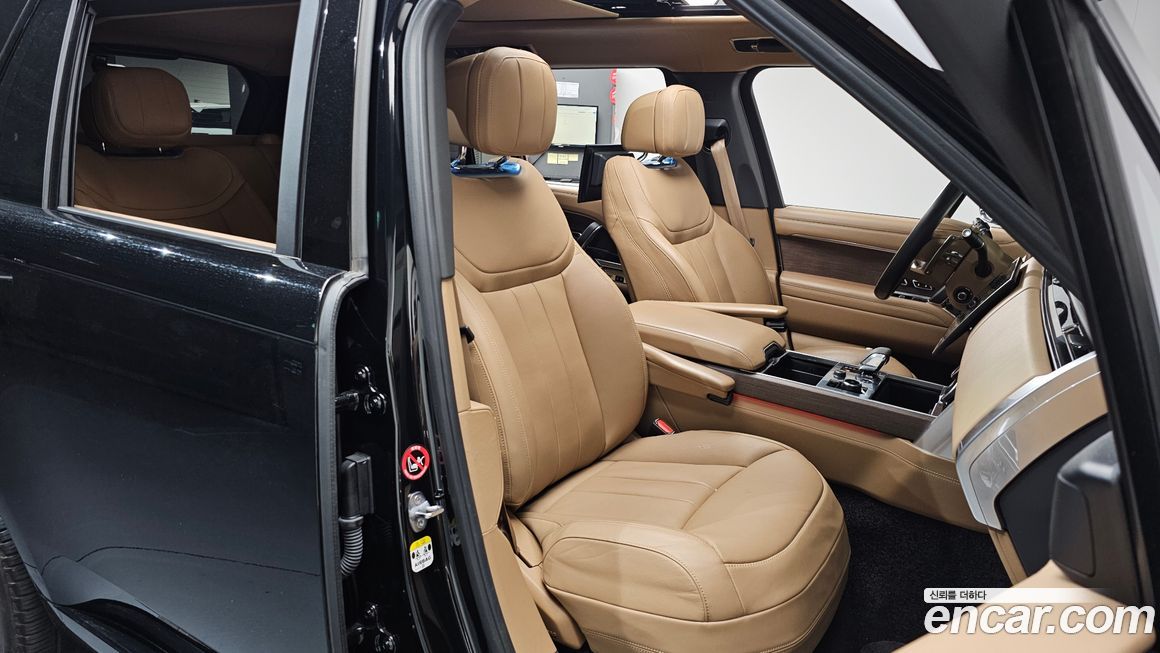 Land Rover Range Rover 2023