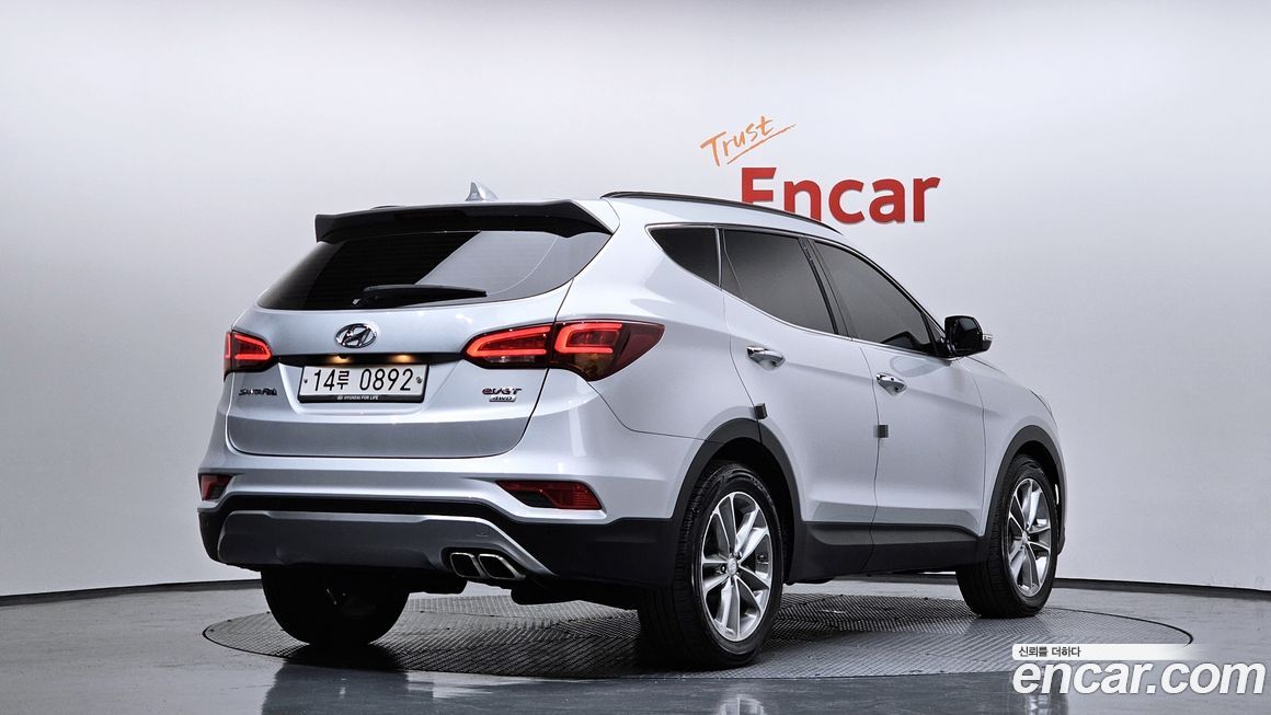 Hyundai Santafe 2016
