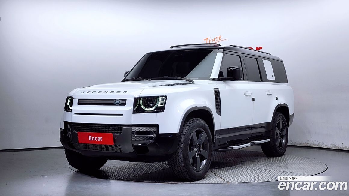 Land Rover Defender 2023