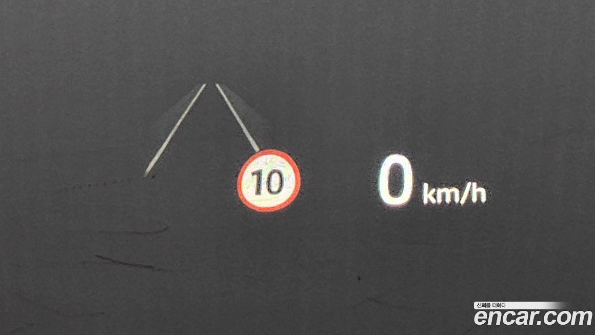 Land Rover Defender 2023