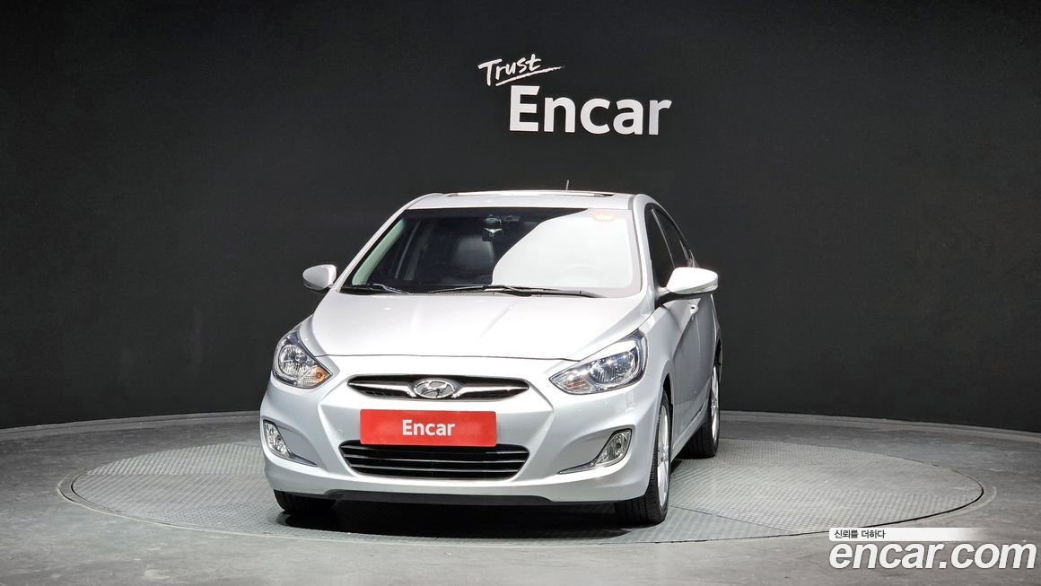 Hyundai Accent 2012