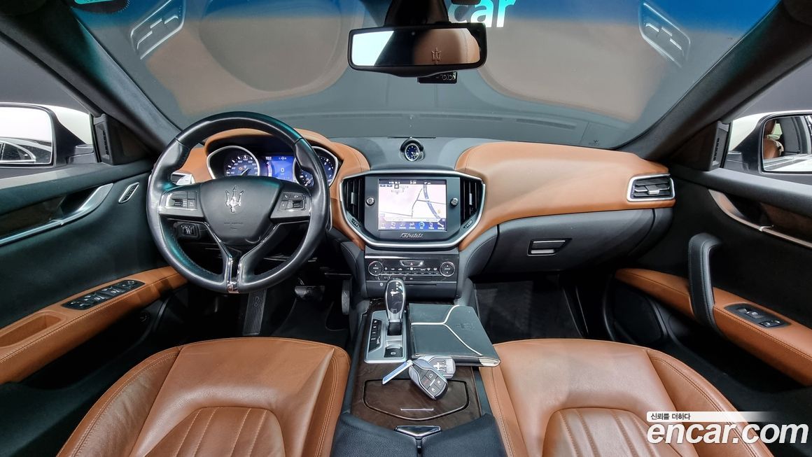 Maserati Ghibli 2015