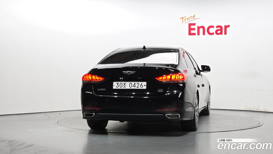 Hyundai Genesis 2016