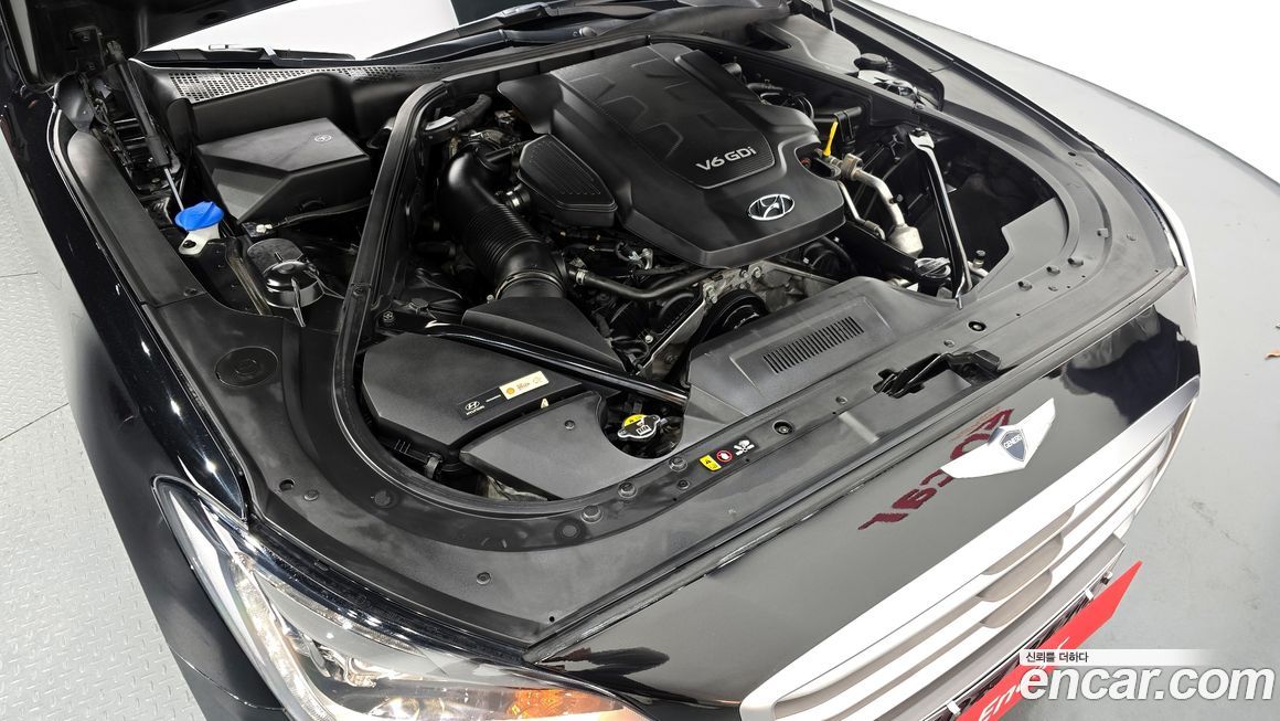 Hyundai Genesis 2016