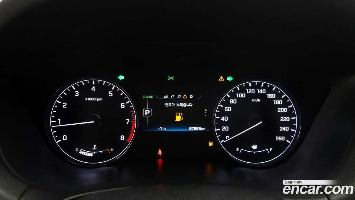 Hyundai Genesis 2016