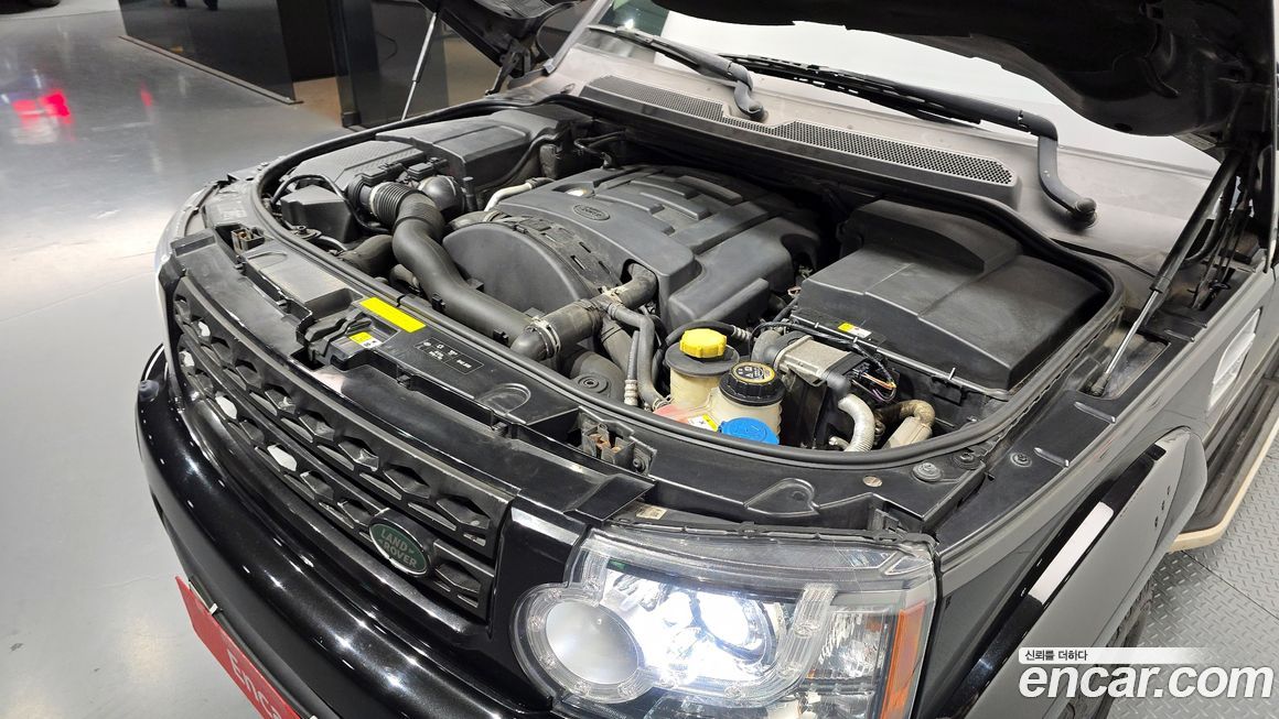 Land Rover Discovery 2013