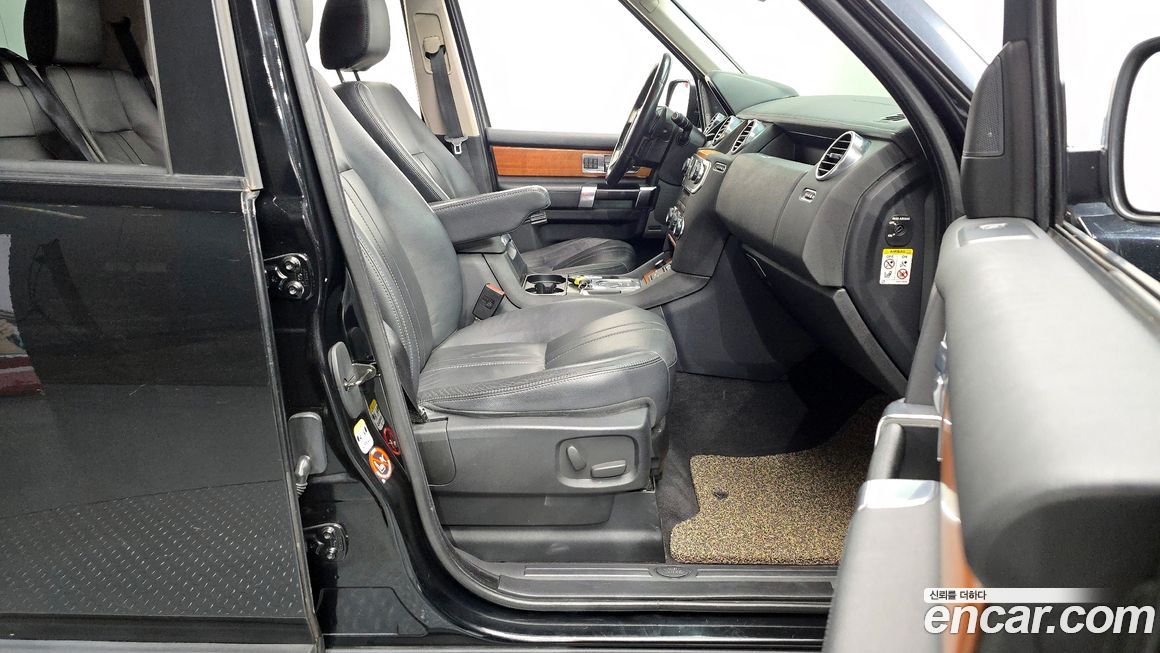 Land Rover Discovery 2013