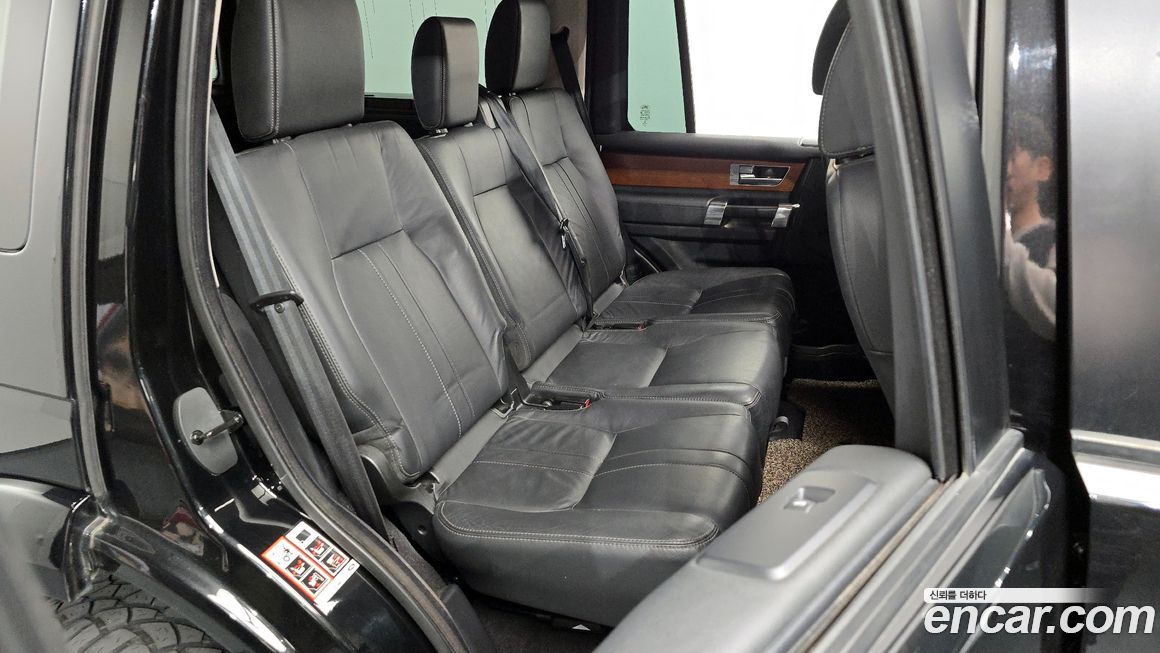 Land Rover Discovery 2013