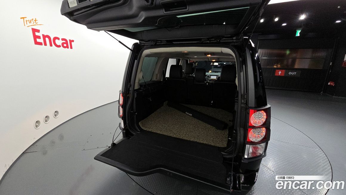 Land Rover Discovery 2013