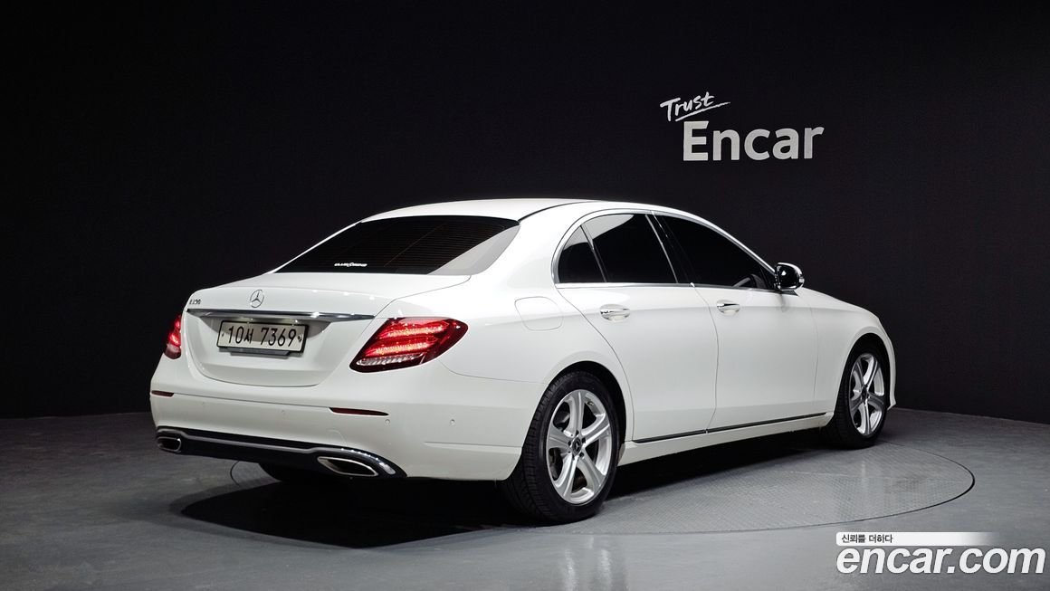 Mercedes-Benz E-Class 2018